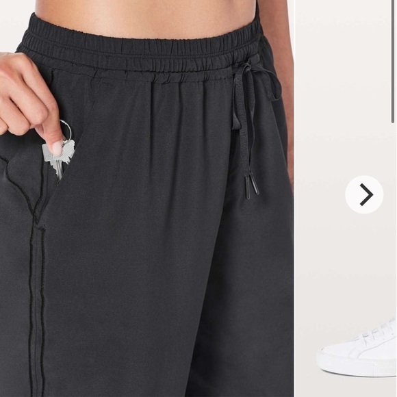 Lululemon Keep it classic crop pants in black Size 2, G74 - Picture 4 of 11